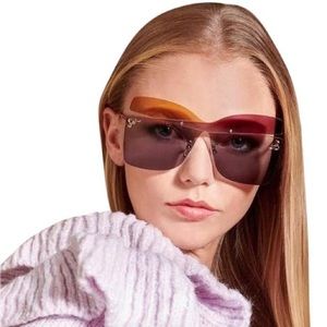 Fendi Karligraphy Butterfly sunglasses